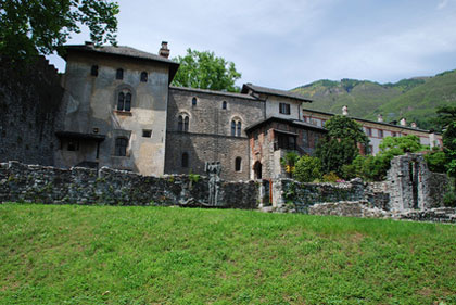 Ruinen des Castello Visconteo